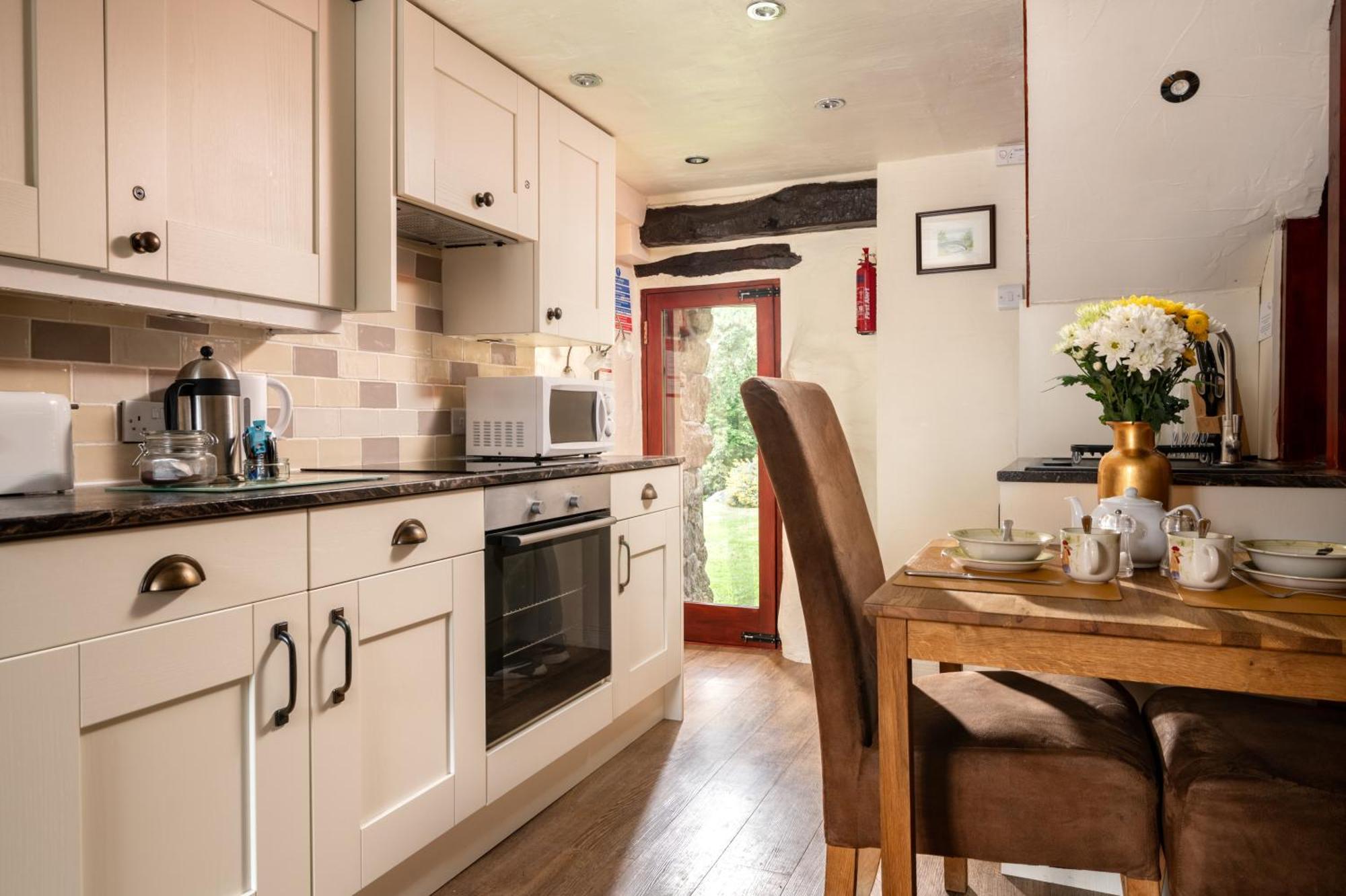Bridge End Farm Cottages ブート エクステリア 写真