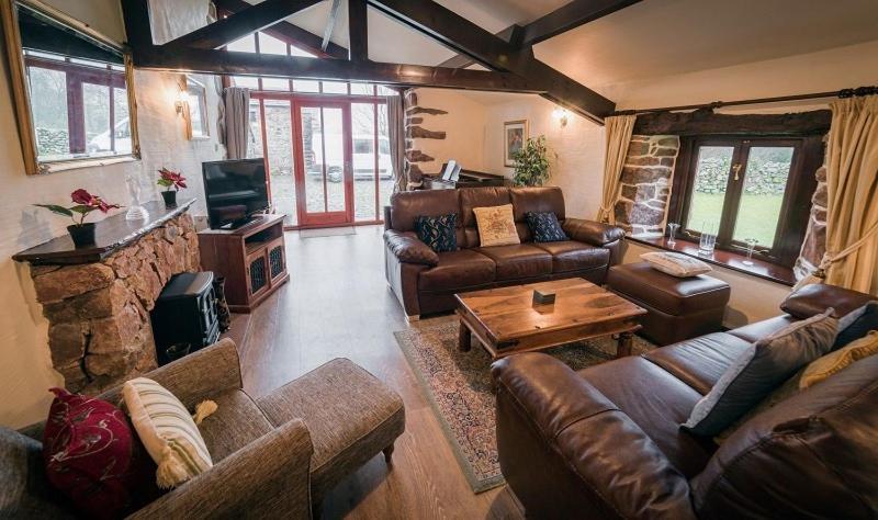 Bridge End Farm Cottages ブート エクステリア 写真